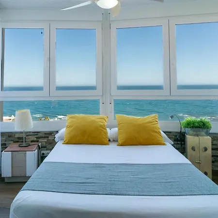 Calypso Sea Views *